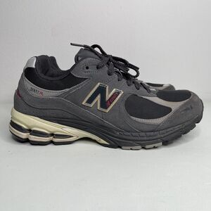 New Balance 2002R Men’s Tennis Shoes Size 10 Black Gray Pink M2002RGV N-Ergy